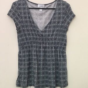 Stylish deep V top